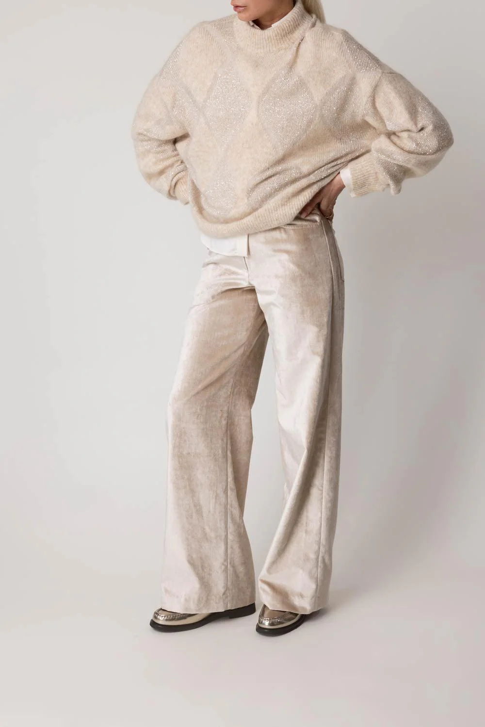 Dazzling Argyle Sweater - Image 3