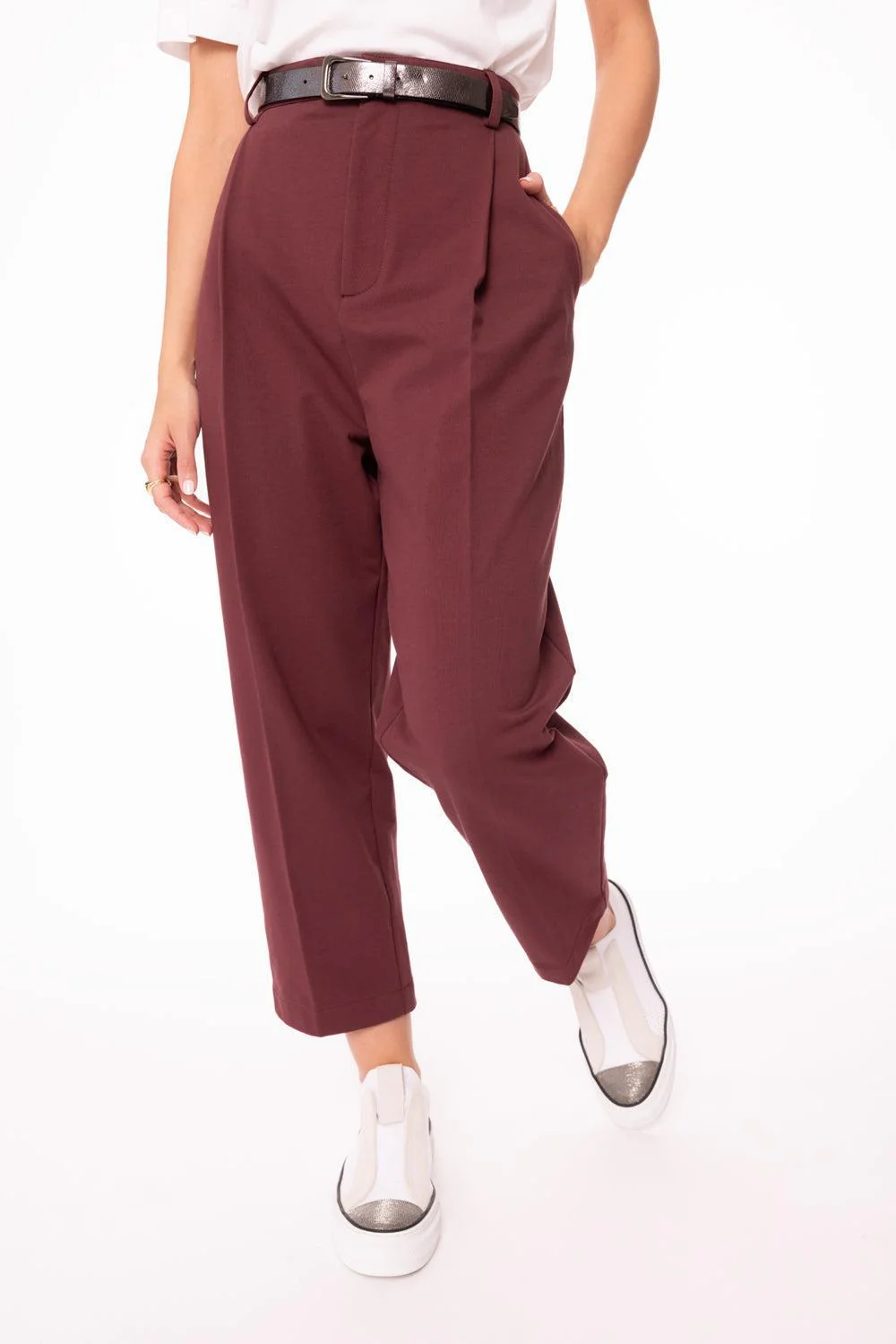 Lightweight Cropped Trousers - Image 3