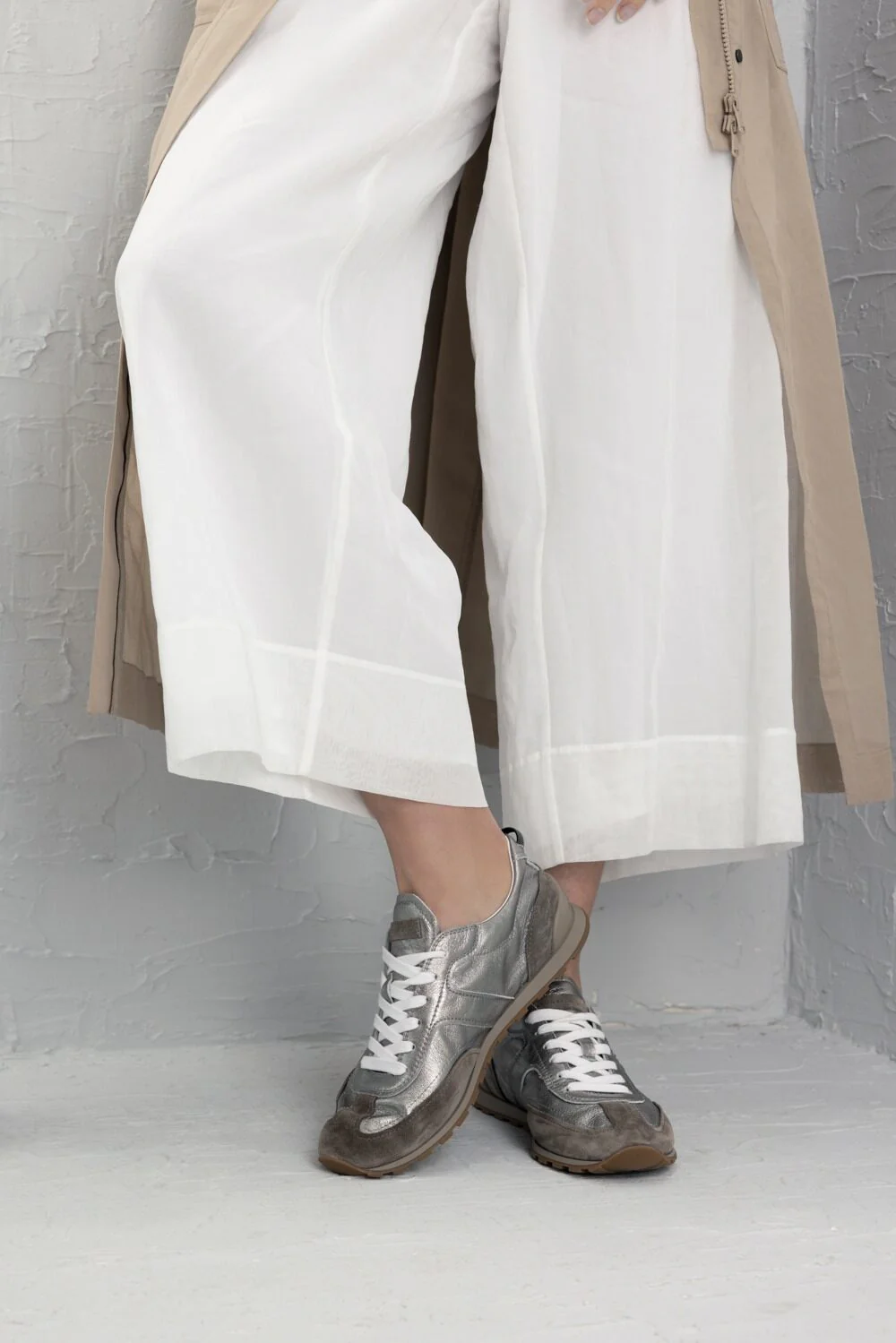 Metallic Printed Runners - Image 4