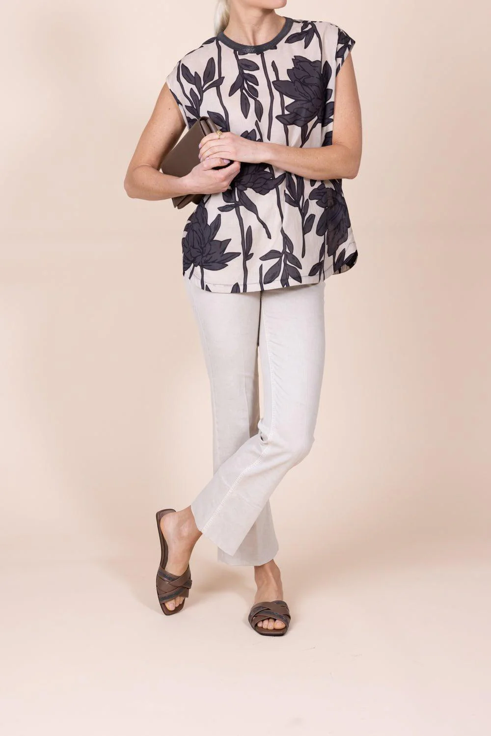 Monili Collar Cap Sleeve Blouse - Image 3