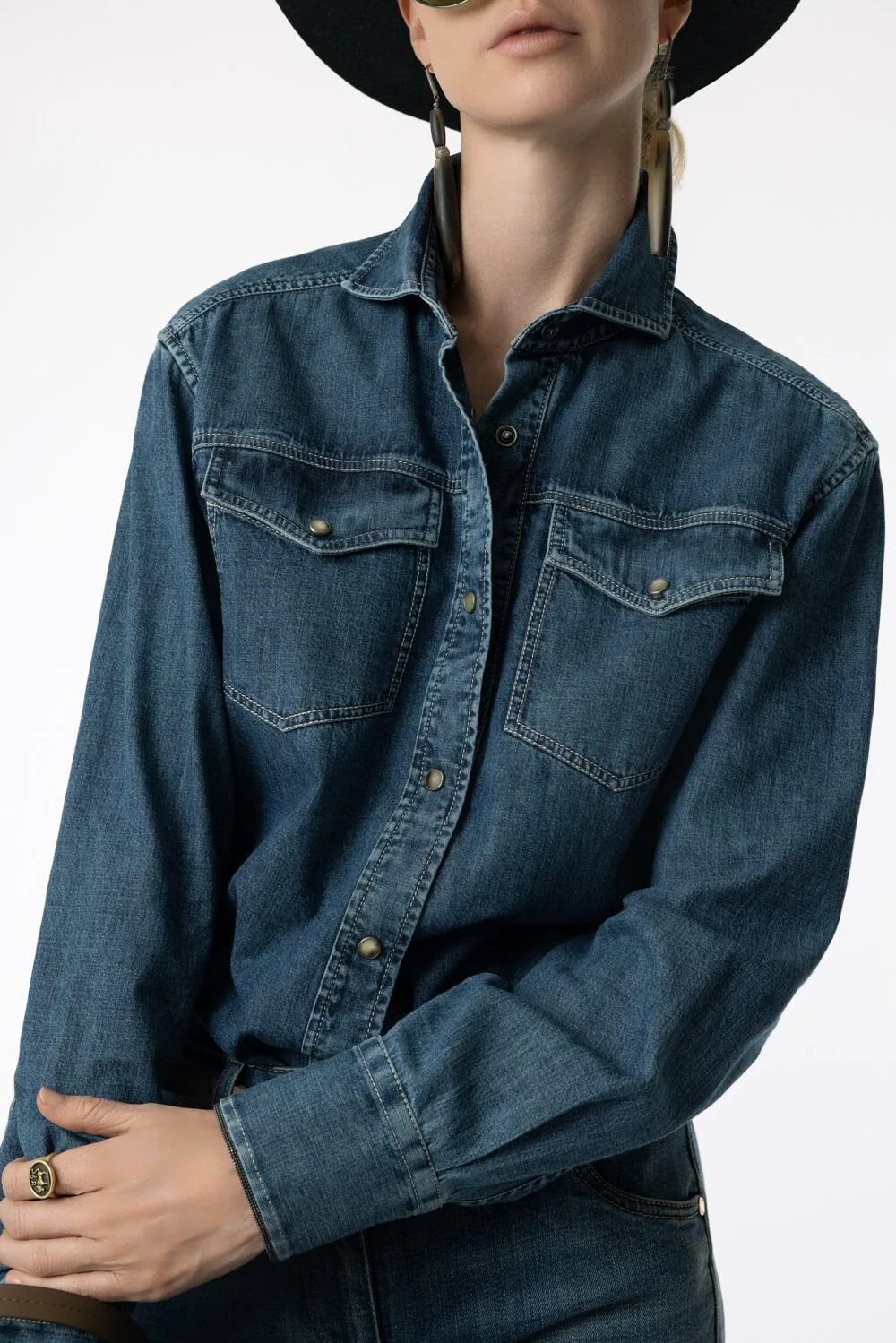 Monili Cuff Trim Superlight Shirt - Image 3
