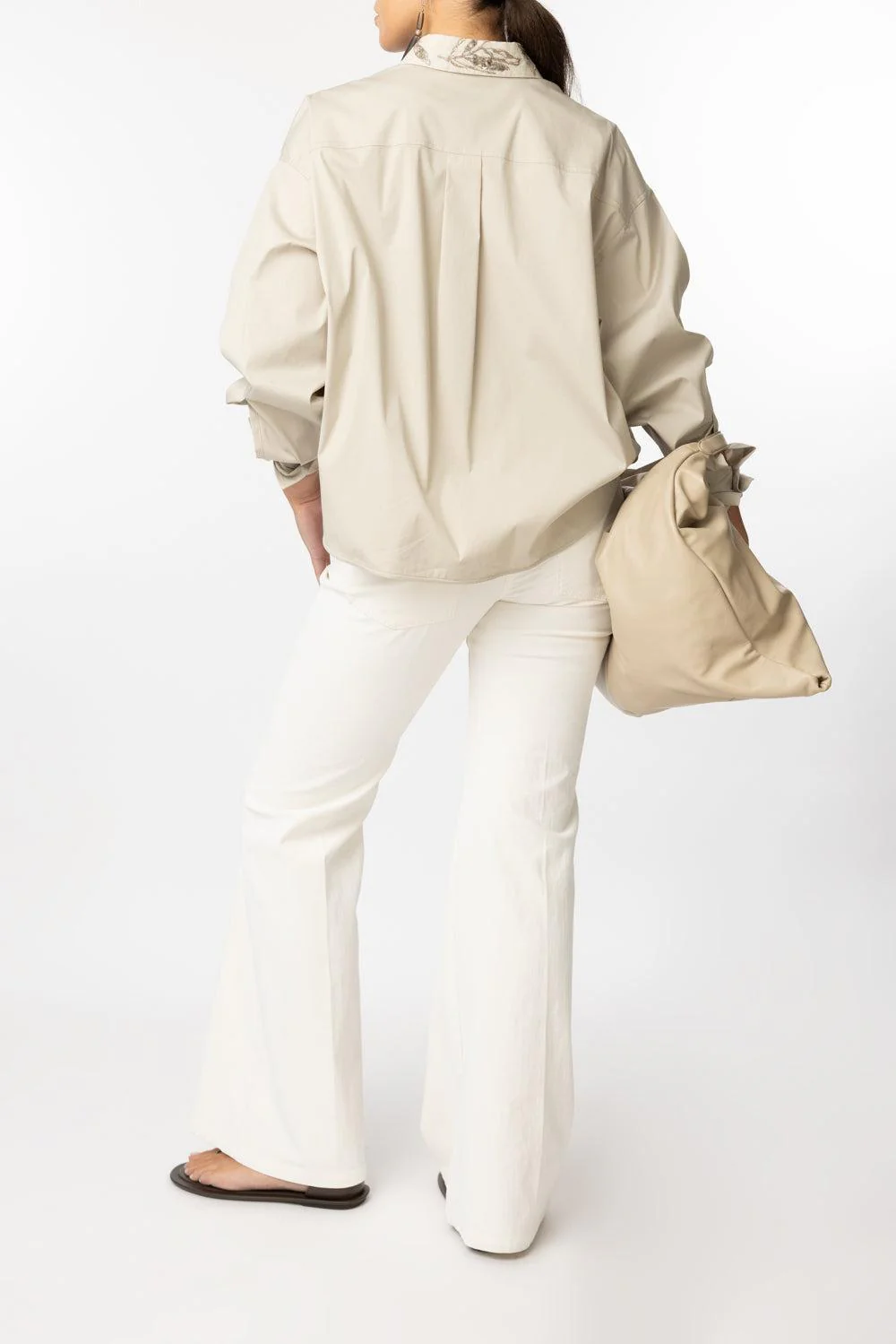 No Fade Stretch Flare Jean - Image 4