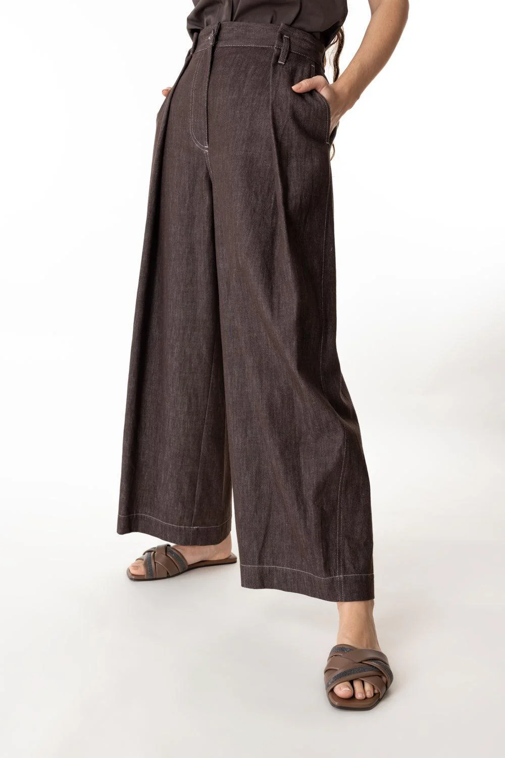Pleated Crop Pant - Image 3