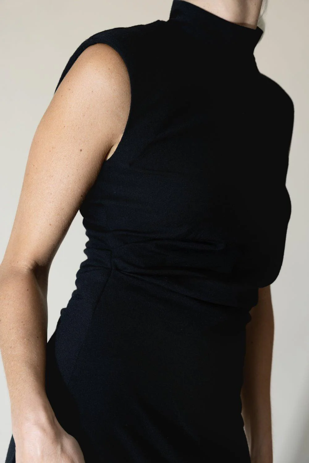 Sleeveless Cinched Waist Dress - Image 5