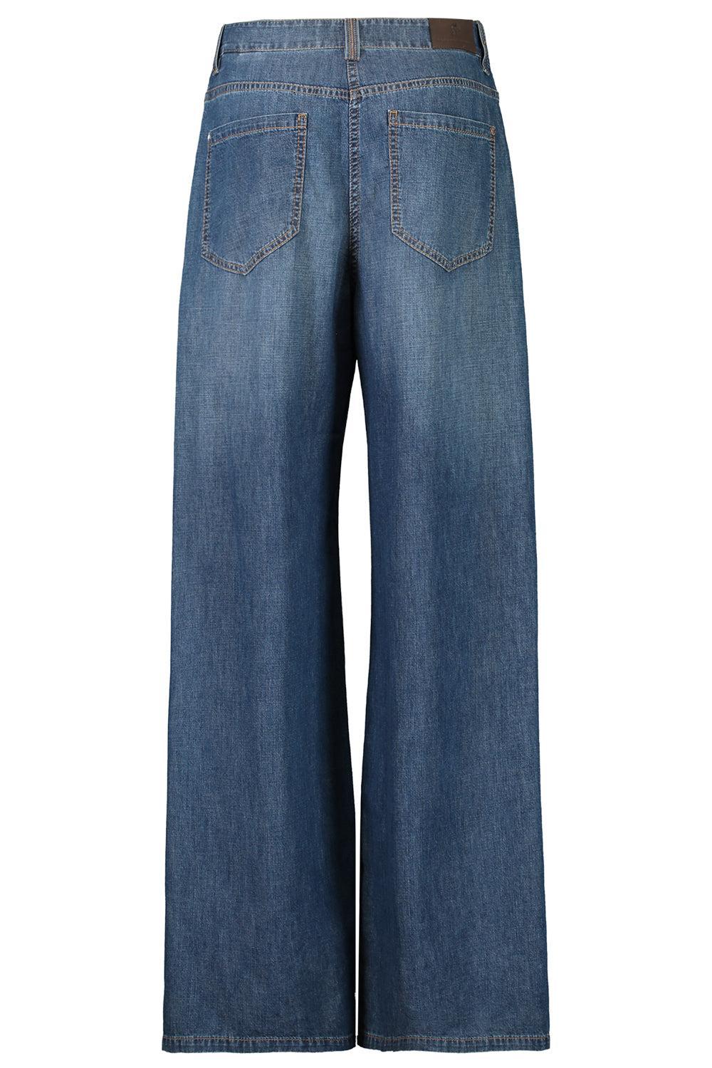 Super Lightweight Jeans - Image 5