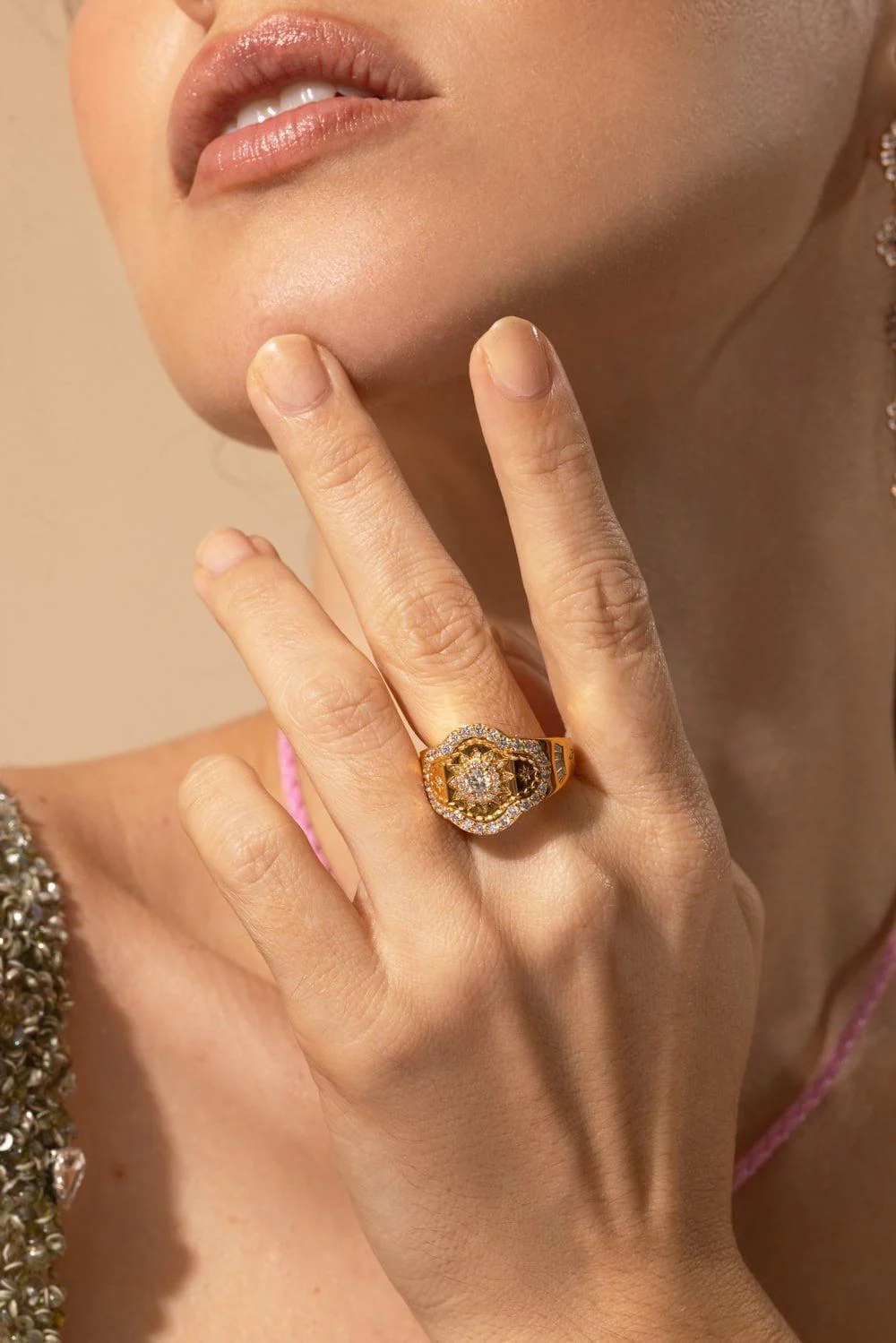 Diamond Sun Signet Ring - Image 4