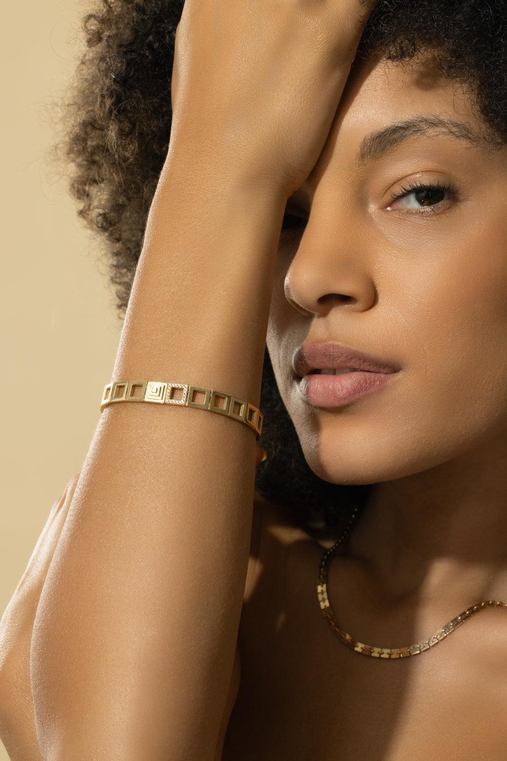 Diamond Foundation Square Link Bracelet - Image 4