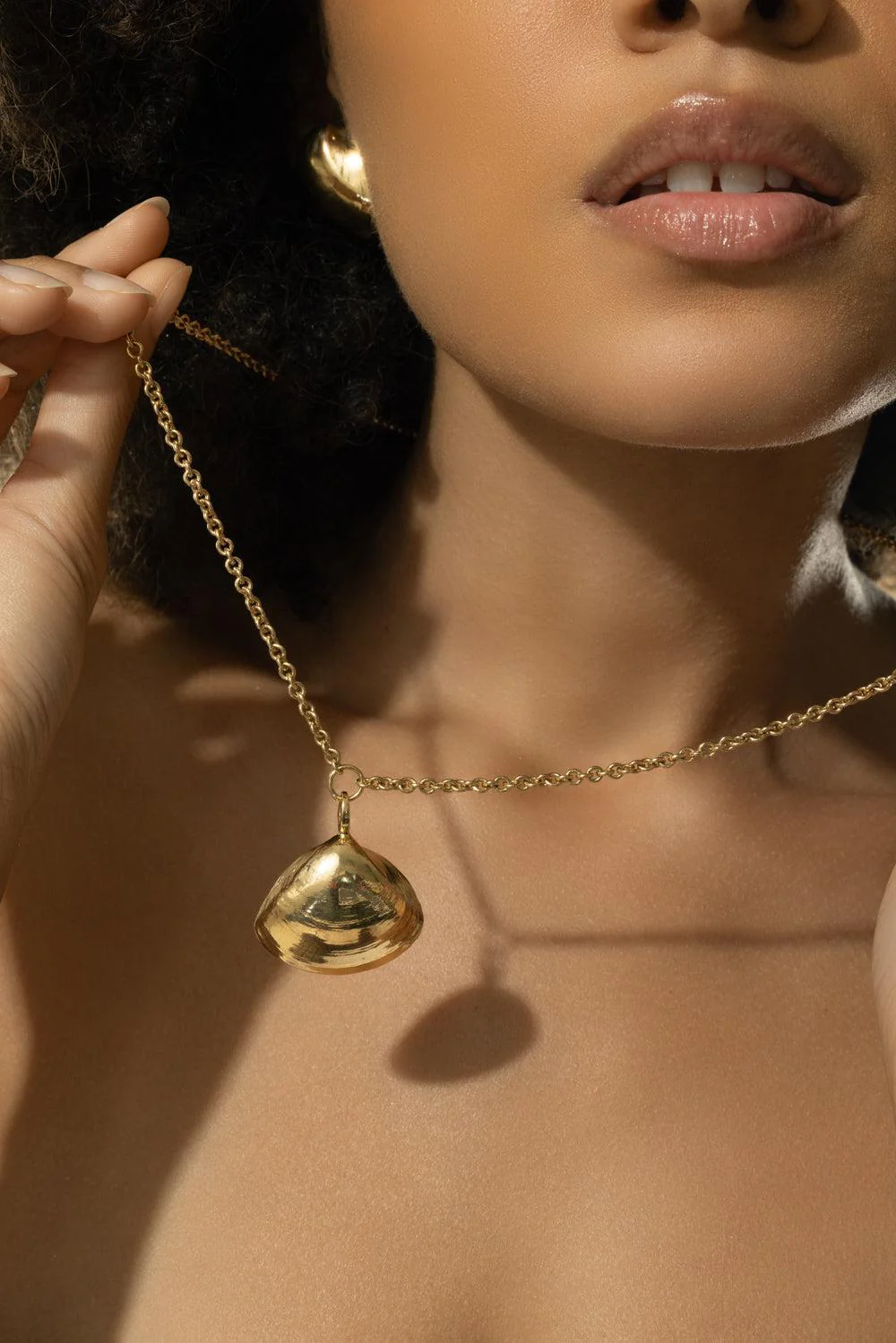 Shell Charm Necklace - Image 3