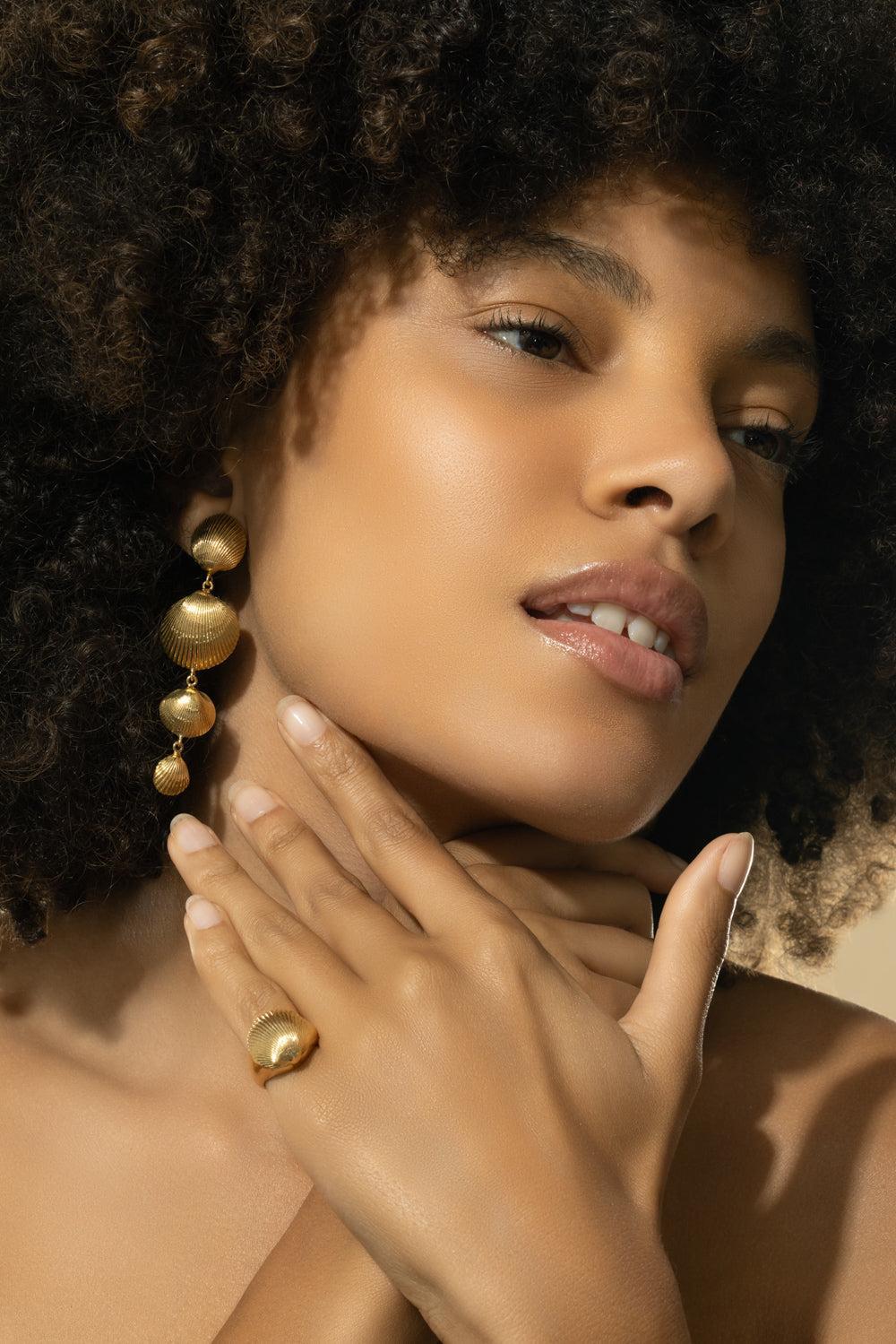 Shell Drop Earrings - Image 3