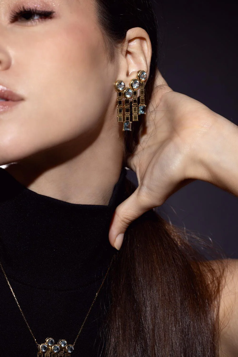 Golden Square Earrings - Image 3