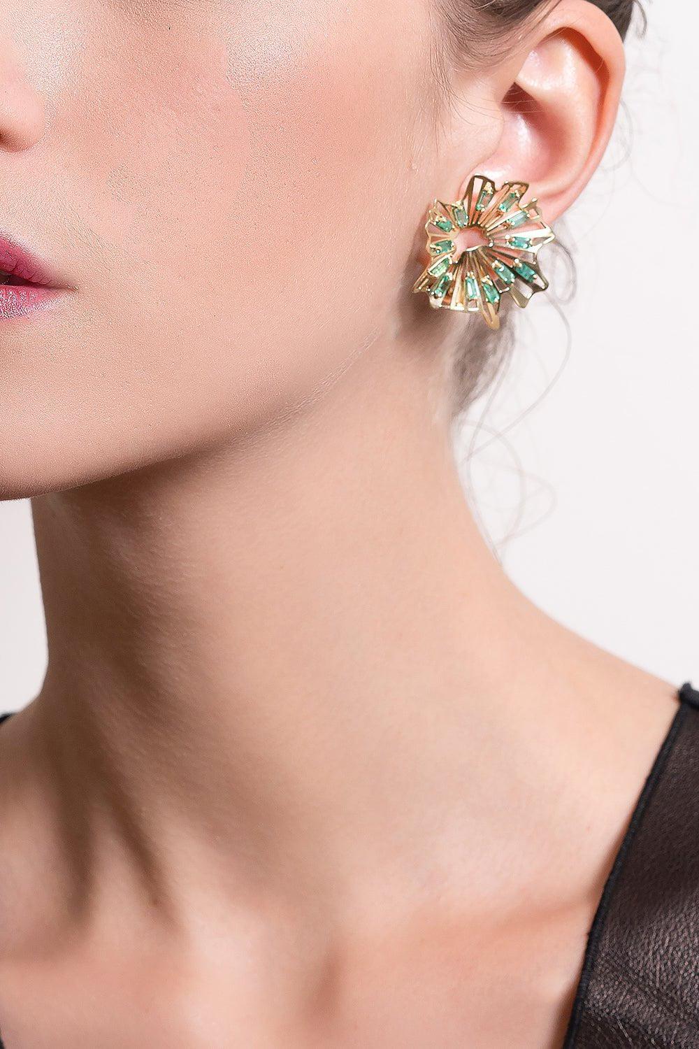 Spiral Baguette Clip Earrings - Image 4