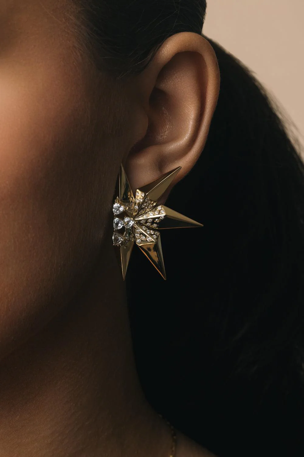 White Sapphire Etoile Laila Earrings - Image 4