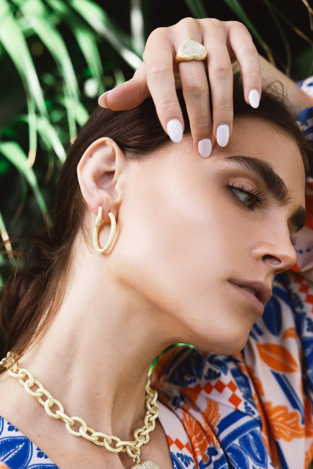 Florentine Finish Small Oval Hoop Earrings - Image 5