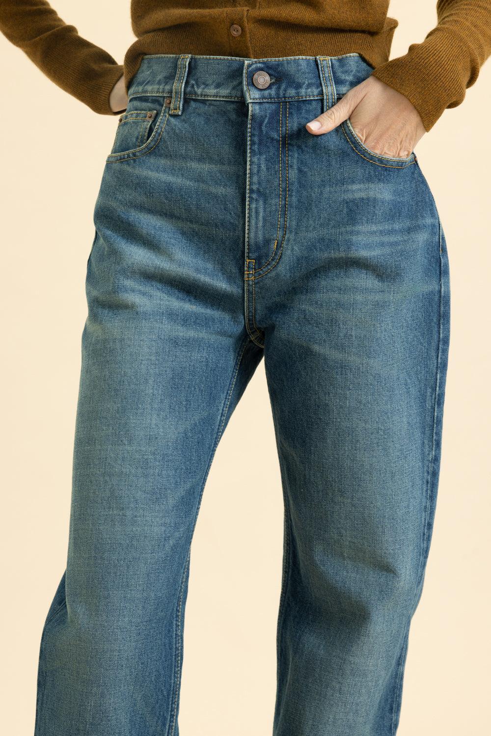 Split Hem Straight Jeans - Image 3