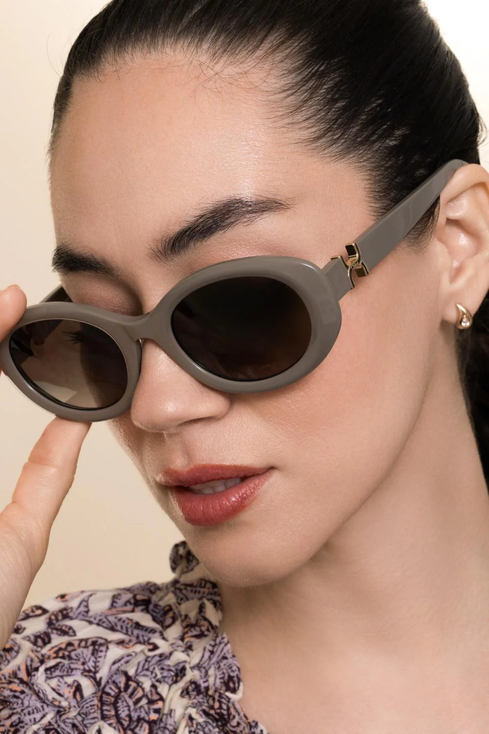 Timeless Oval Sunglasses - Image 2
