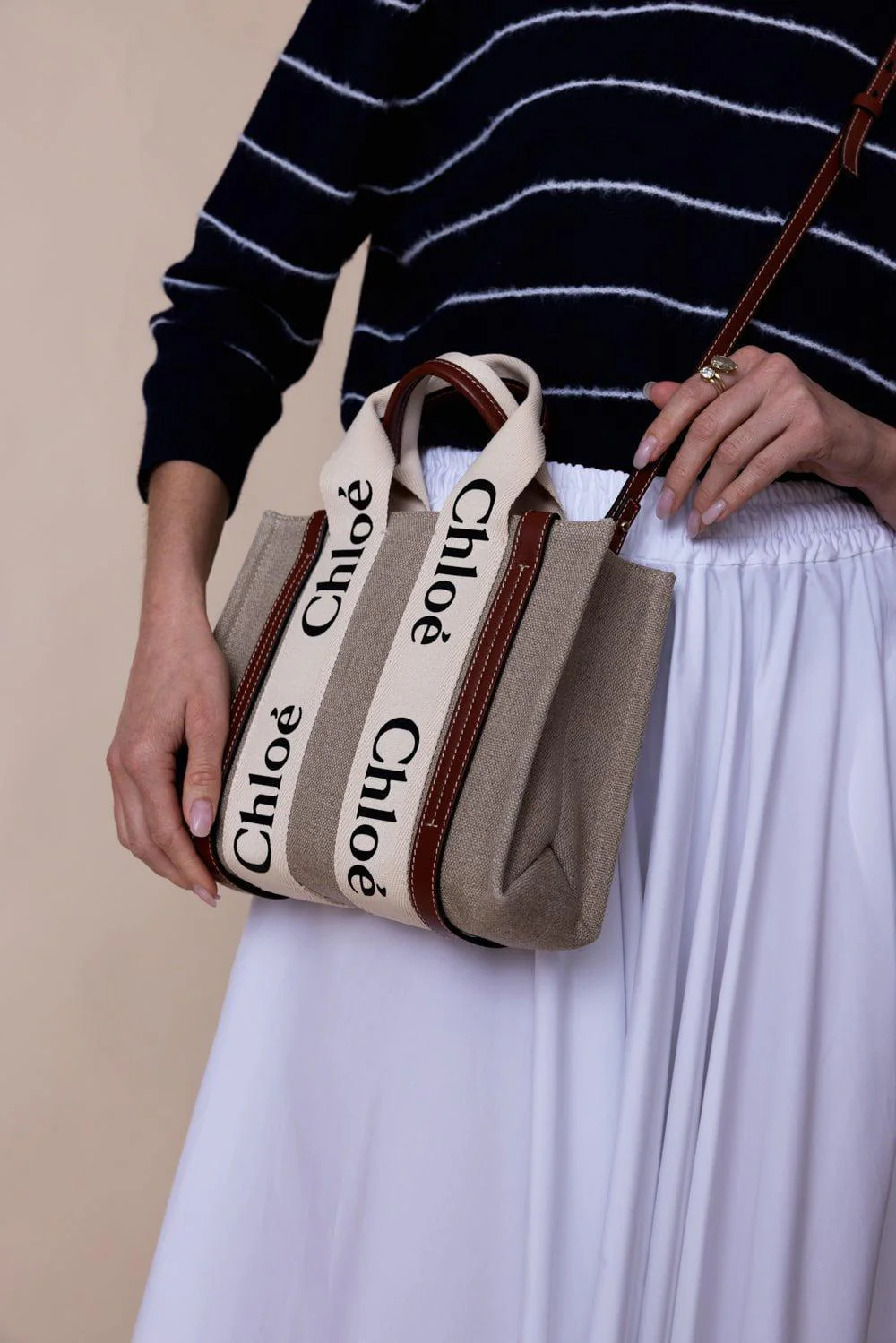 Small Woody Tote Bag - White Brown - Image 3