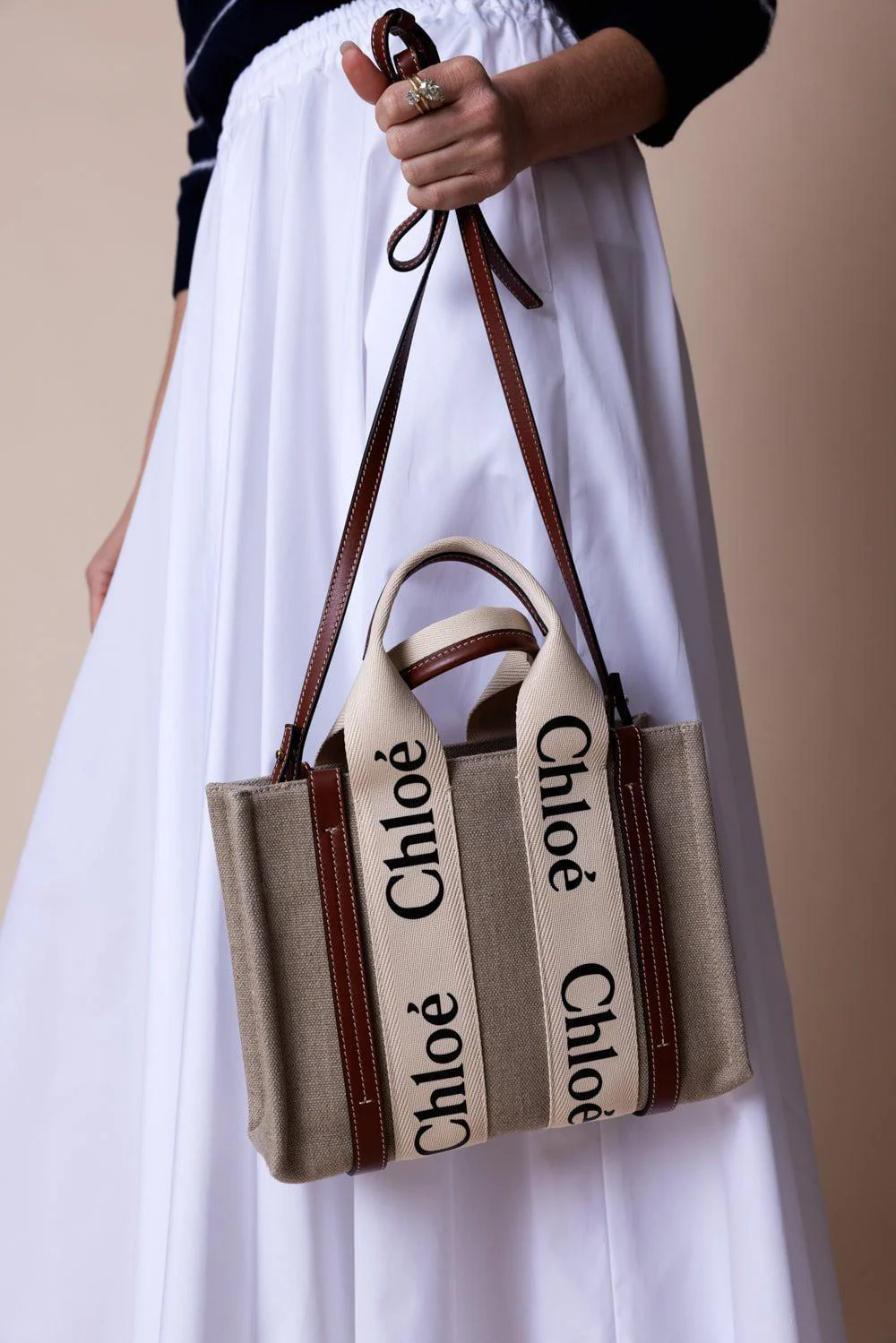Small Woody Tote Bag - White Brown - Image 4