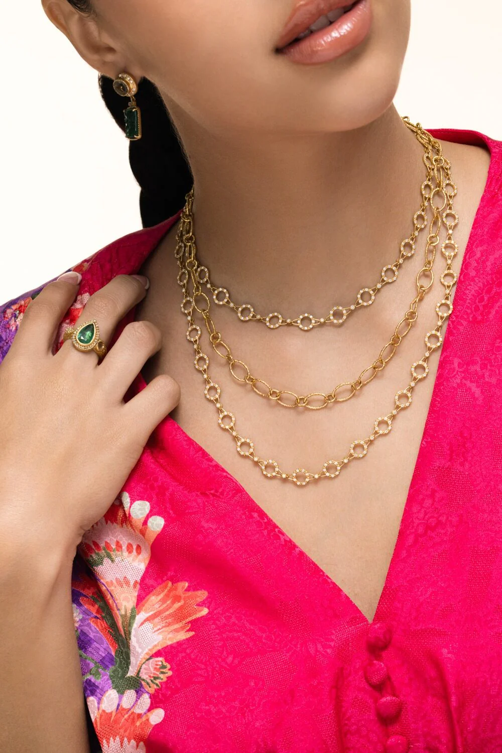 Diamond Round Link Chain Necklace - Image 4