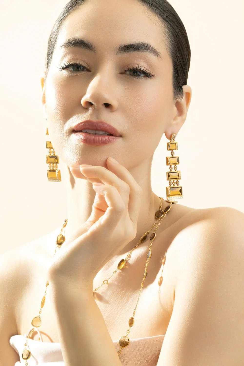 Diamond Whisky Quartz Drop Earrings - Image 3