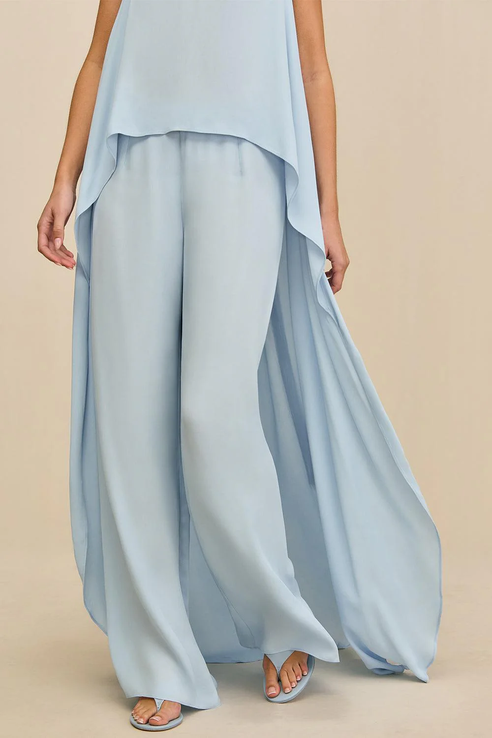 Sara Pant - Image 3