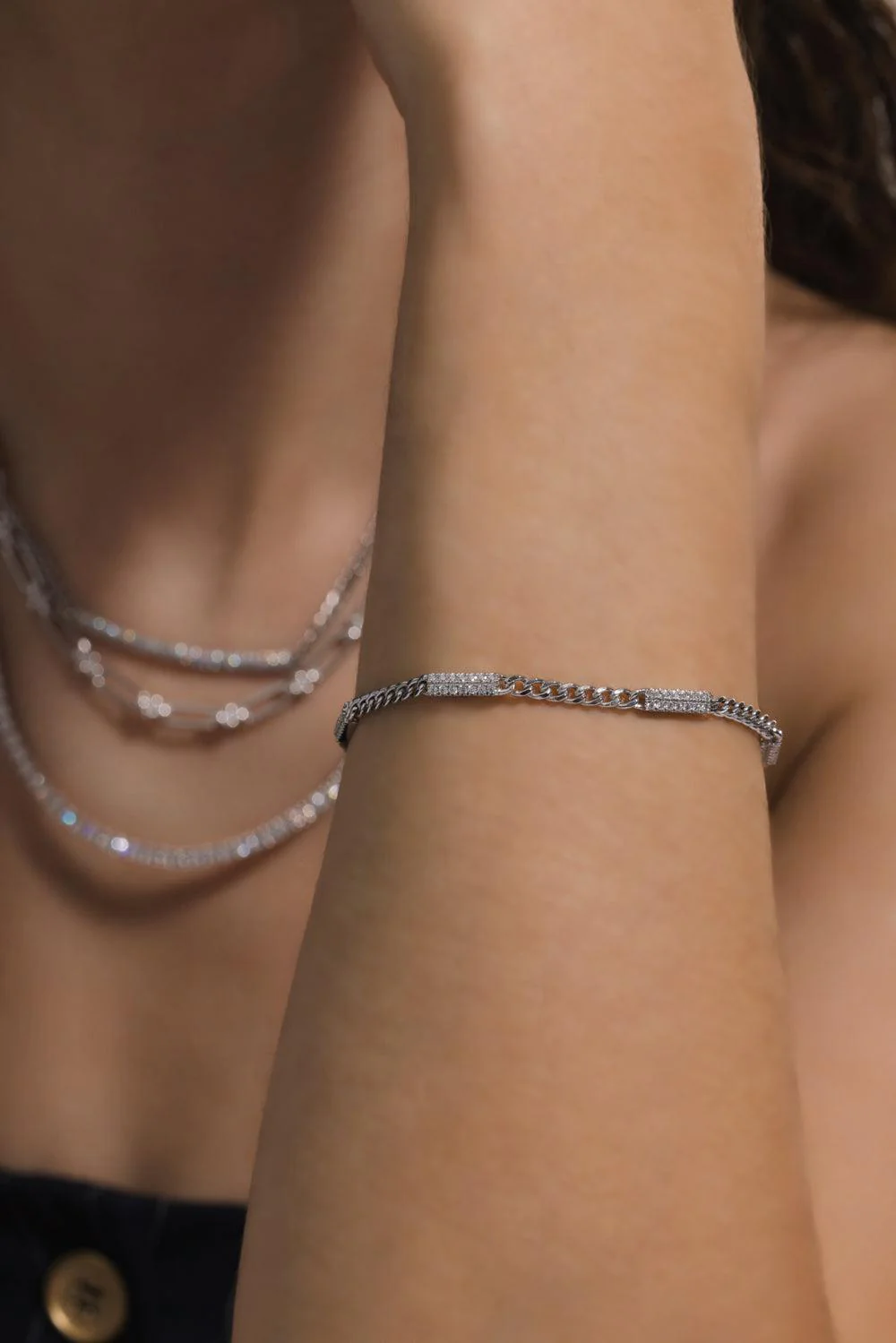 Sylvie Rose Cuban Chain Bar Bracelet - Image 4