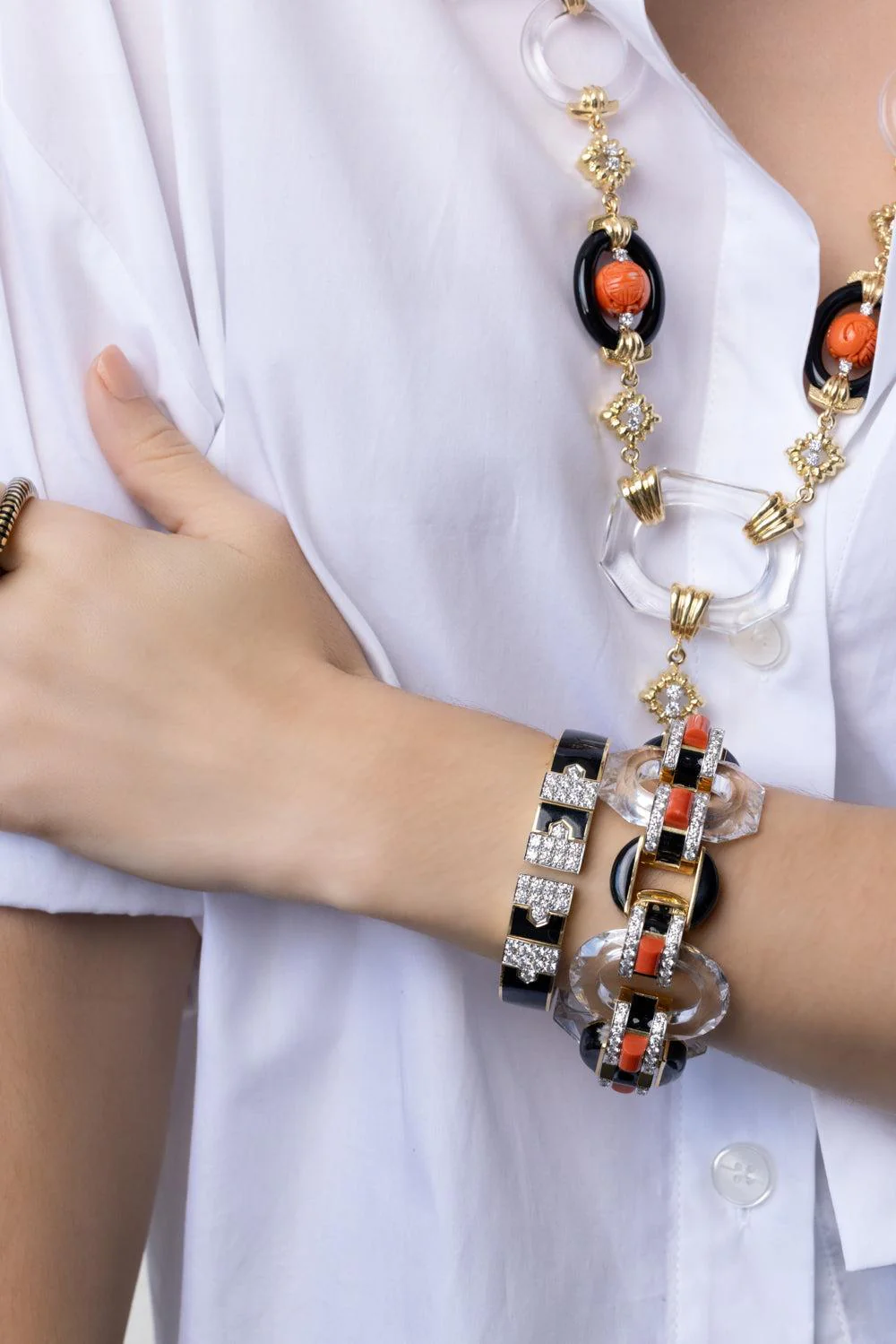 Coral Black Tuxedo Bracelet - Image 4
