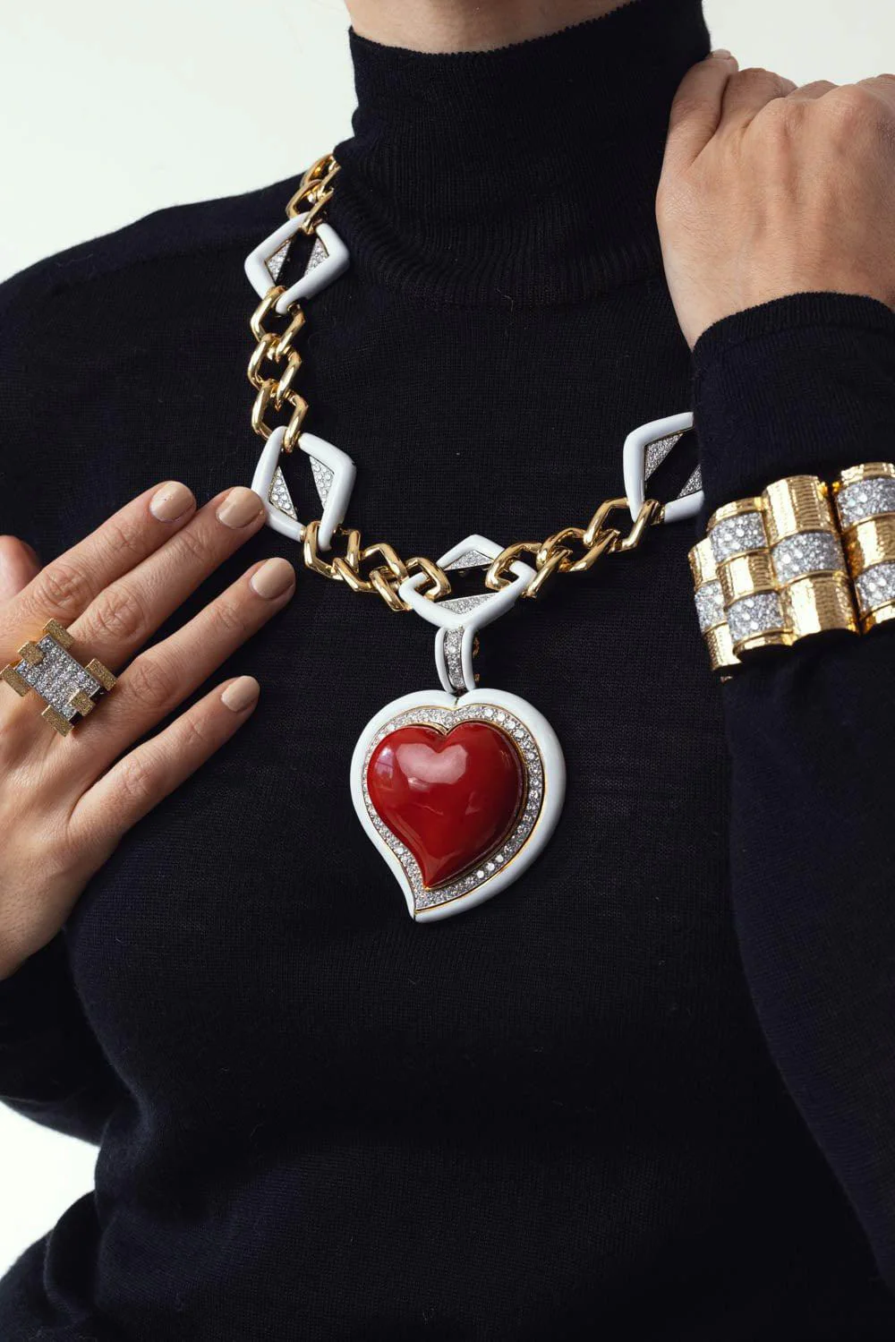 Coral Diamond Heart Pendant - Image 4