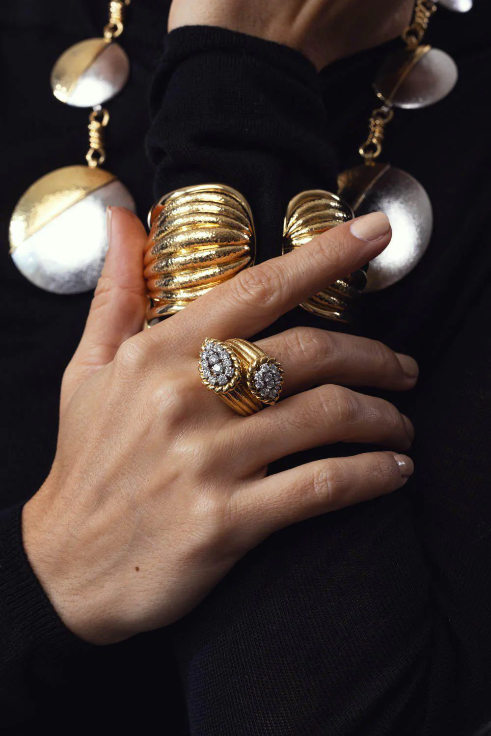 Diamond Cluster Lasso Crossover Ring - Image 2