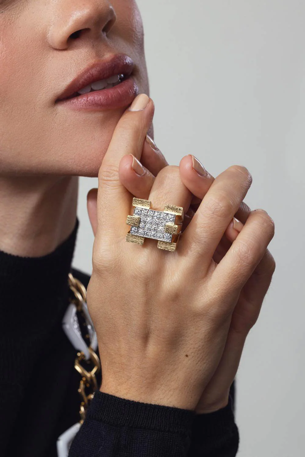 Diamond Scaffold Ring - Image 3