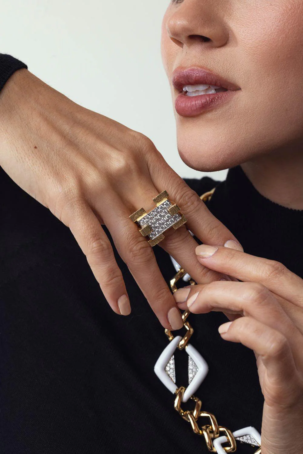Diamond Scaffold Ring - Image 4