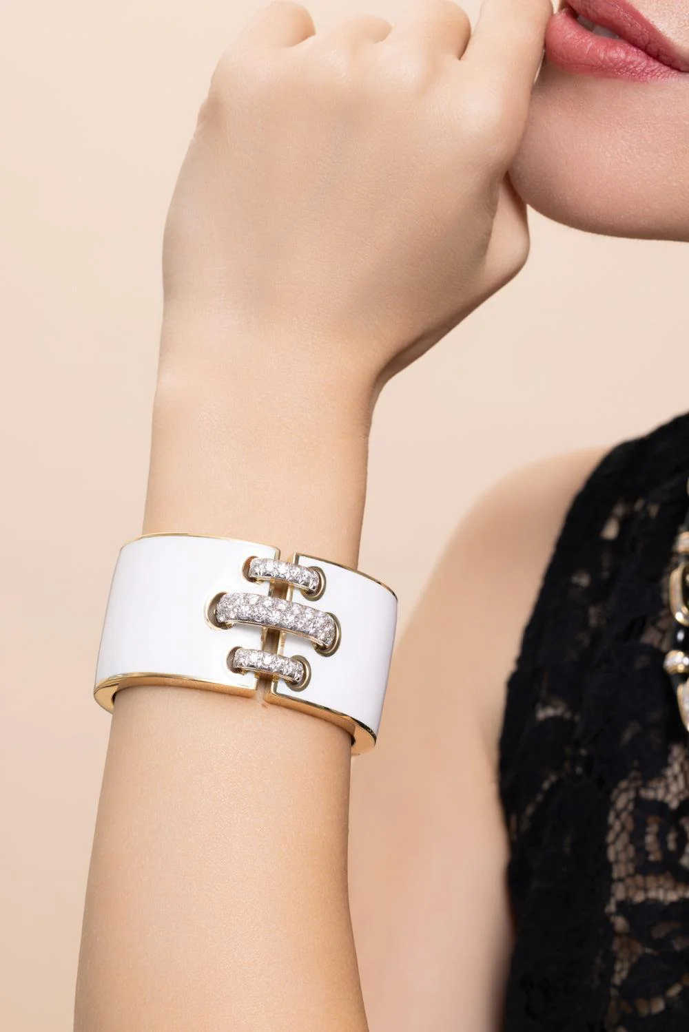 Diamond White Shoe Lace Cuff Braclet - Image 4
