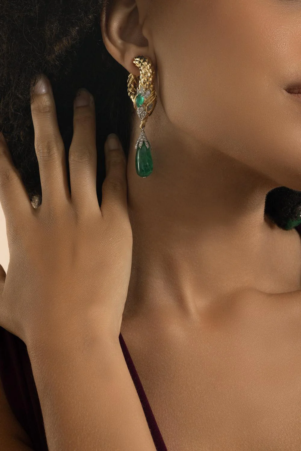 Emerald Snake Drop Earrings - Image 4