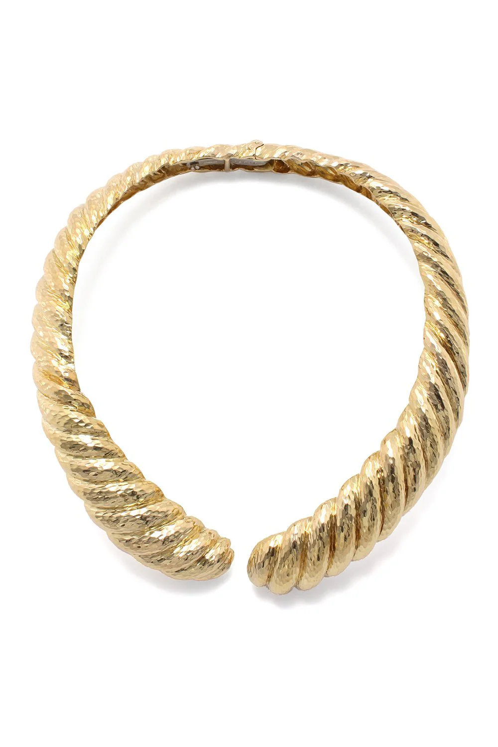 Hammered Roll Collar