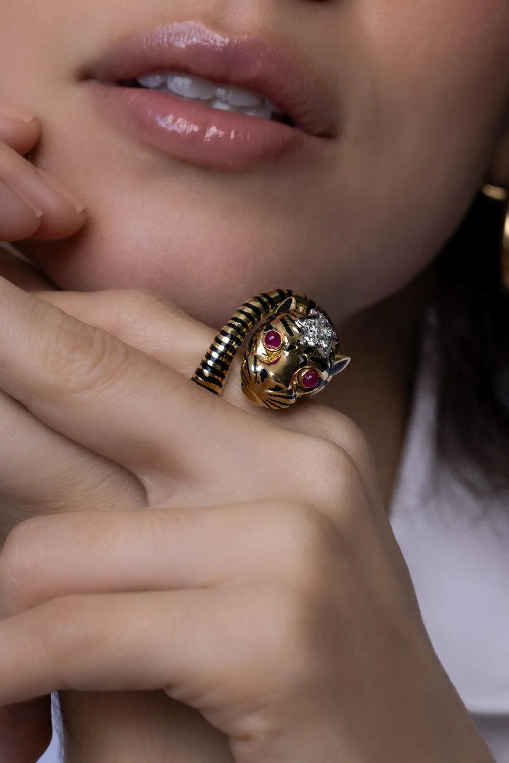 Ruby Black Wrap Tail Tiger Ring - Image 2