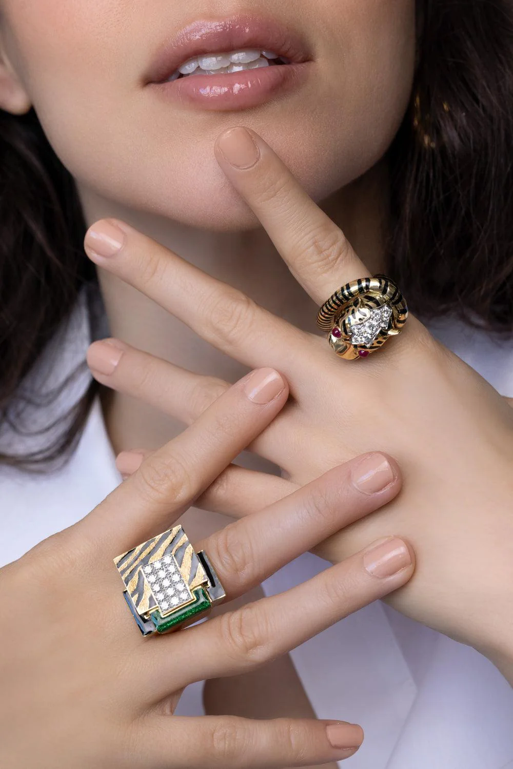 Ruby Black Wrap Tail Tiger Ring - Image 4