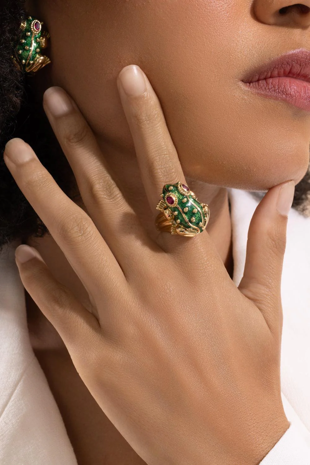 Ruby Green Large Frog Ring - Image 2