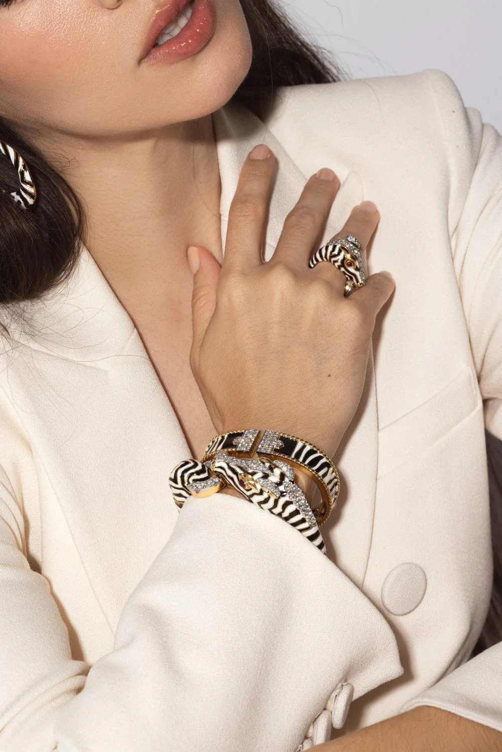 Zebra Stripe Rope Lane Cuff Bracelet - Image 3