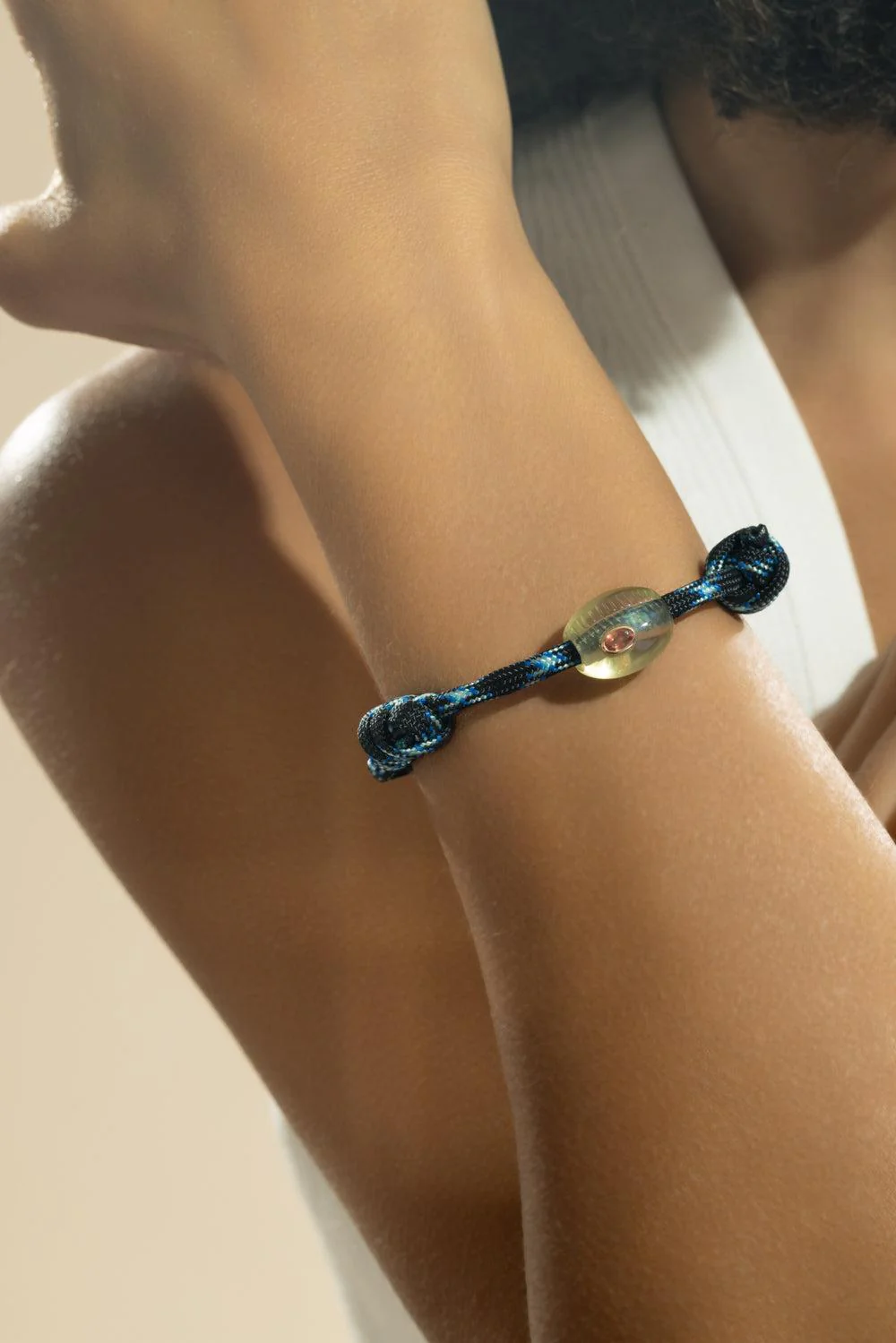 Lemon Quartz Orange Sapphire Petite Cowrie Orange Bracelet - Image 4