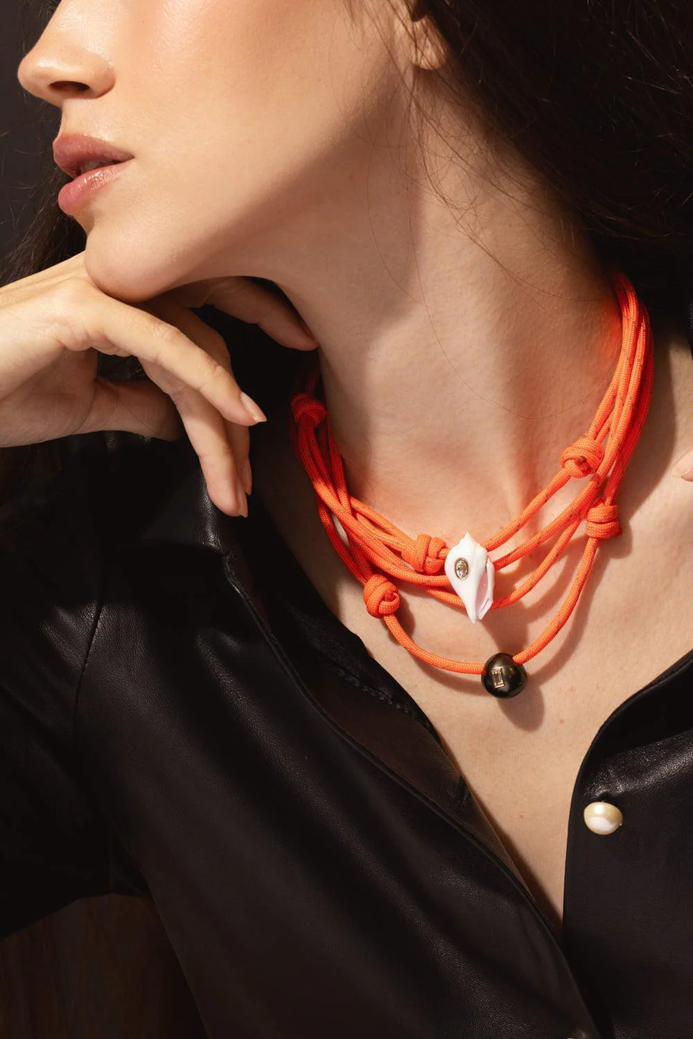 White Shell Choker Necklace - Image 4