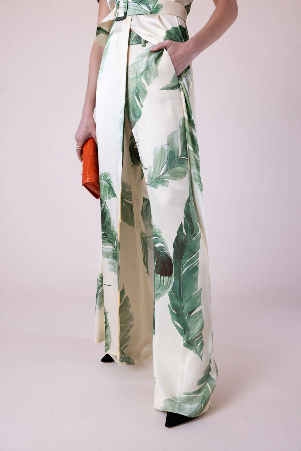 Paula Pant - Image 2