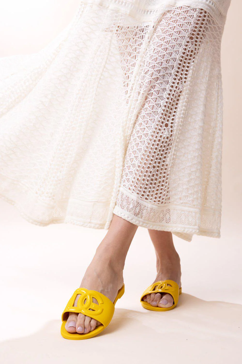 Beachwear Sliders - Giallo - Image 5