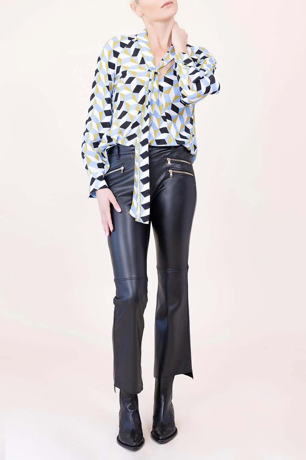Graphic Volumes Blouse - Image 3