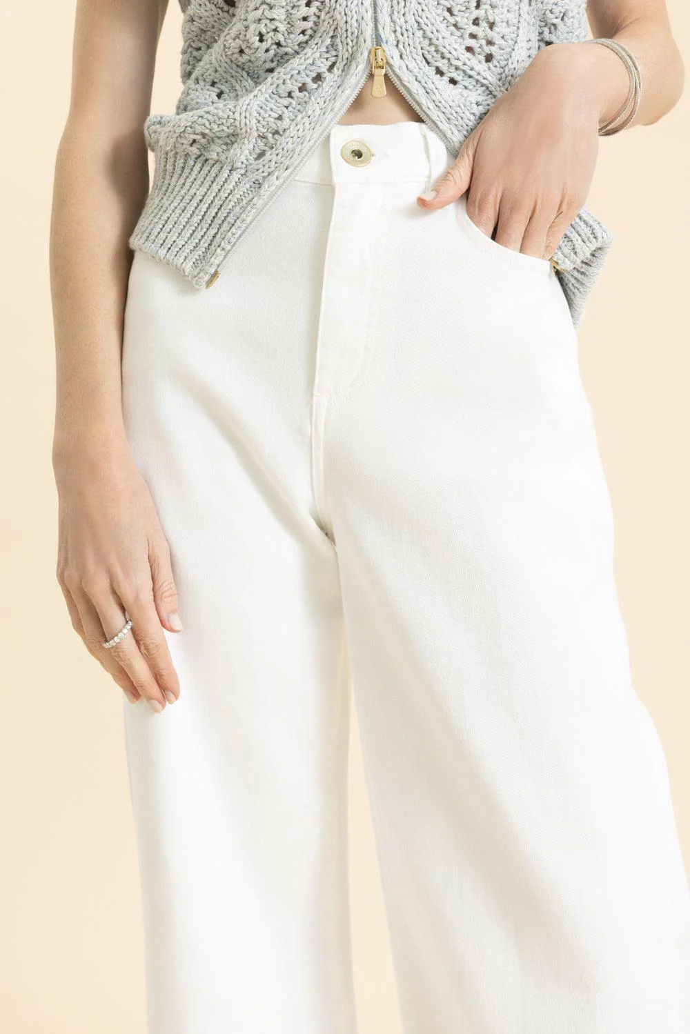Crop Flare Jean - White - Image 3