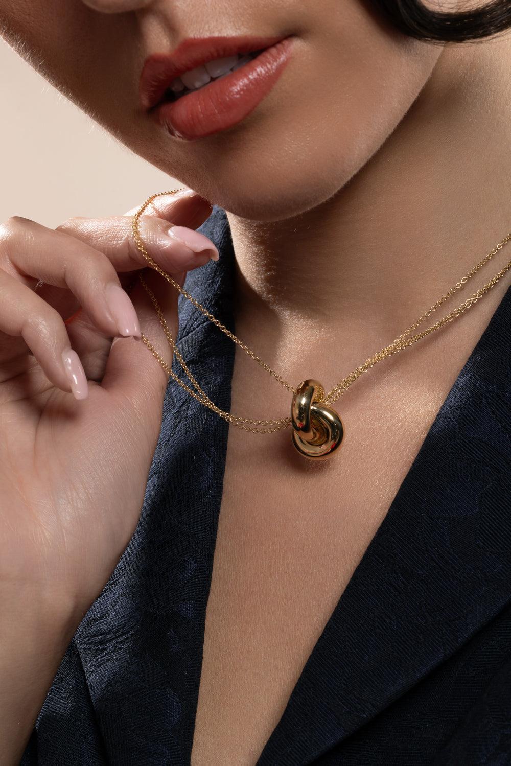 Big Legacy Knot Pendant Necklace - Image 3