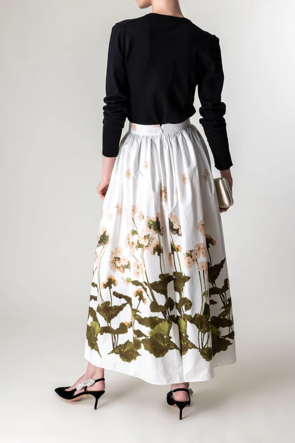 Embroidered Cropped Cardigan - Image 4