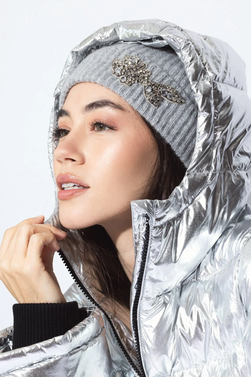 EMBROIDERED KNITTED HAT - GREY - Image 4