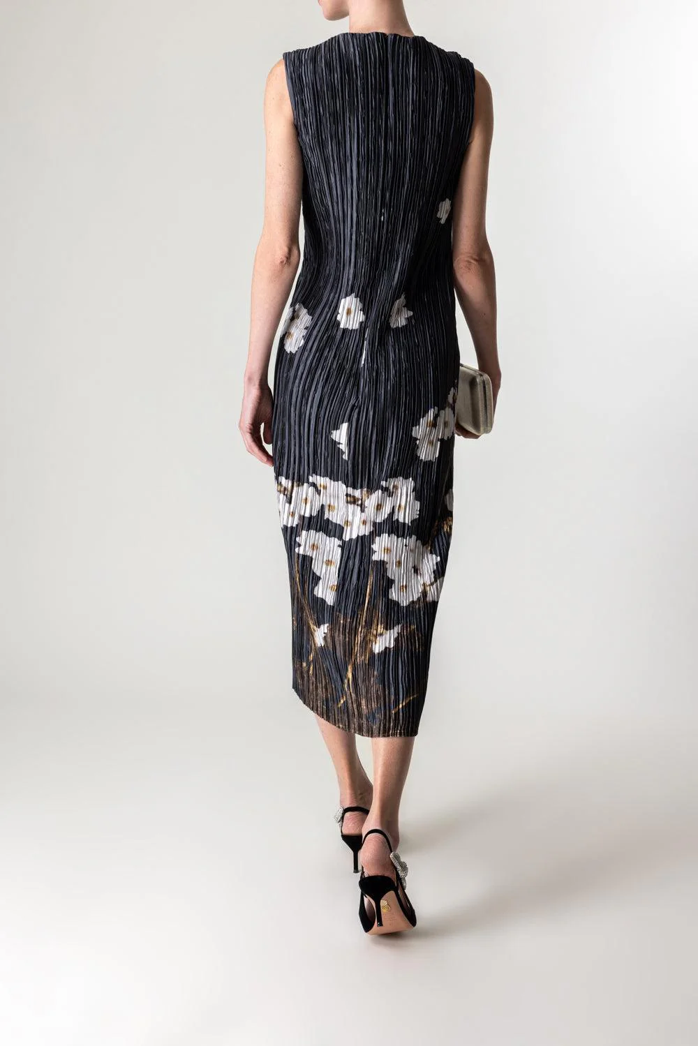 Pleated Sleeveless Dress - Image 3