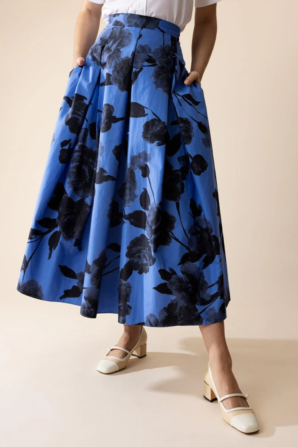 Pleated Volume Midi Skirt - Image 3