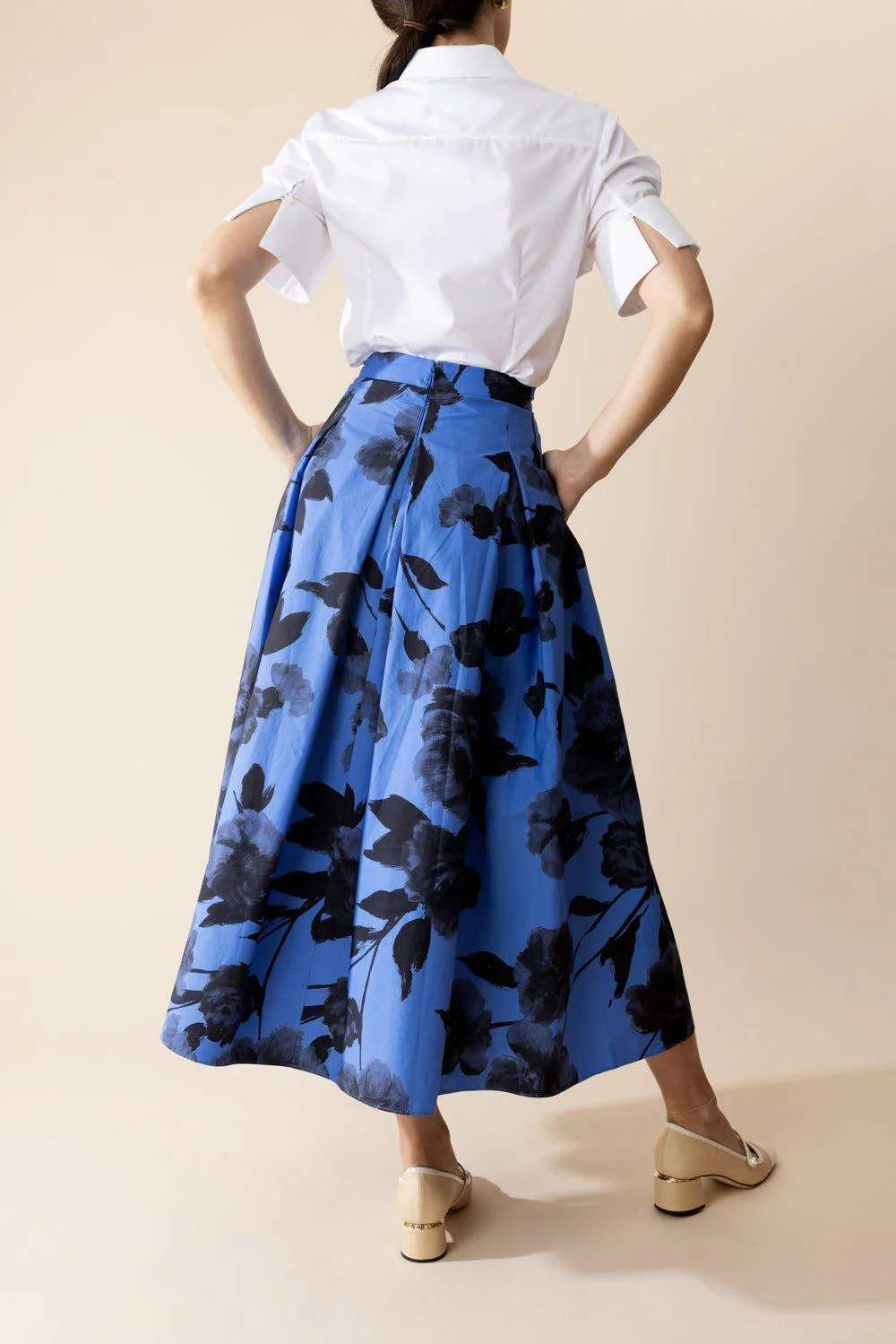 Pleated Volume Midi Skirt - Image 4