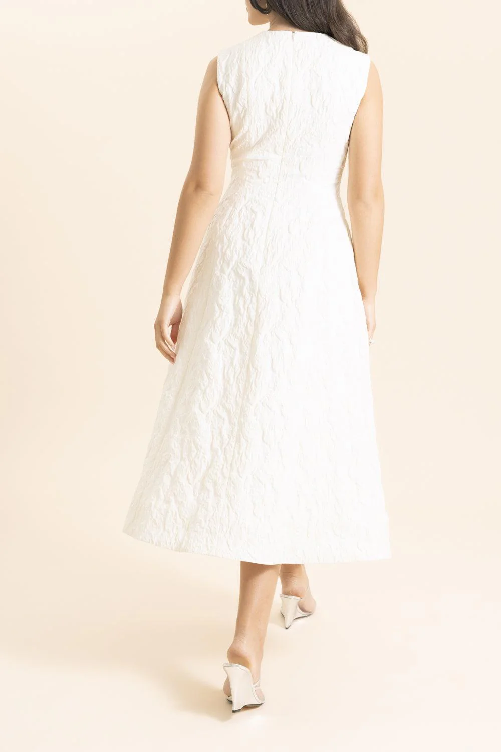 Sleeveless Cocktail Dress - Image 4